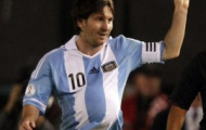 Video giao hữu: Messi giả bụng bầu để ăn mừng bàn thắng