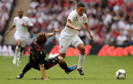Những cơn đau đầu của Hodgson: Làm gì để Chamberlain tỏa sáng?
