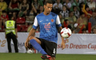Roy Hodgson níu kéo Rio Ferdinand