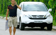 Hồng Sơn mang bệnh án tới sân tập