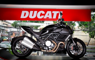Ducati Diavel giá 'mềm' về Việt Nam