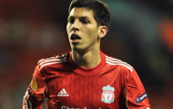 Bắt chước Suarez, Pacheco gọi đồng đội Glen Johnson là .... 'thằng nhọ'