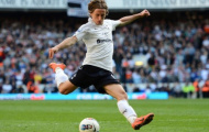 Man Utd ép giá Luka Modric và Leighton Baines