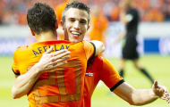 Cha ruột Van Persie nói về vụ chuyển nhượng với Man City