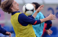 Tương lại của Modric: M.U hãy cứ chờ. Giờ là EURO, là Croatia!