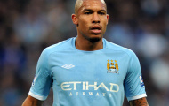 ManCity 'níu kéo' De Jong