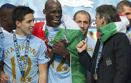 Nasri lại “đá xoáy” Arsenal