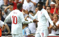 Khoảng trống Rooney: Dùng 'hàng' M.U giải quyết bài toán M.U