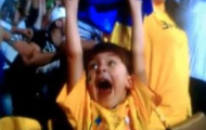 Video: Fan nhí phấn khích sau bàn thắng của Andriy Shevchenko