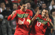 Nani lên tiếng vụ Ronaldo có vấn đề với fan và HLV