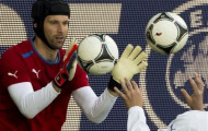 Cech 'trần tình' về sai lầm chết người trong trận đấu với Hy Lạp