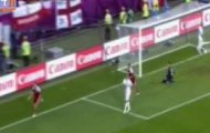 Video EURO 2012: Bendtner lập cú đúp trong trận đấu với Bồ Đào Nha
