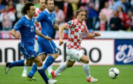 Italia lại hòa: Bóng ma 2004 tiếp tục ám ảnh Azzurri
