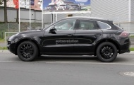Porsche Macan lại lộ diện
