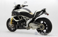 Motocorse giới thiệu gói đồ độ Titan cho Ducati Diavel