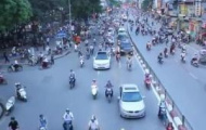 Video: Bình luận giao thông theo phong cách Tạ Biên Cương
