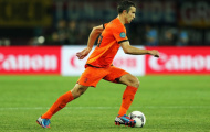 Dọn đường đón Van Persie, Man City đẩy ra đường 4 “sát thủ”