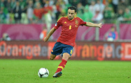 Xavi: Luis Aragones có thể góp ý bất cứ điều gì mình muốn