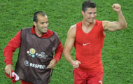 Ronaldo lập cú đúp thần kì: Đừng nhớ đến tôi vì Messi