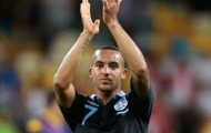 HLV Roy Hodgson cân nhắc để Theo Walcott đá chính
