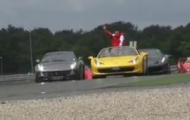Video: Buổi diễu hành siêu xe Ferrari tại sự kiện Sport & Collection 2012