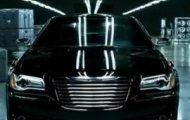Video: Chrysler 300 quảng cáo xe trên nền phim Batman