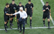 Thất bại của trọng tài thứ 5: Ê mặt chưa, Platini?!