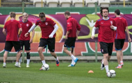 Michal Bilek “hù dọa” Ronaldo và đồng đội