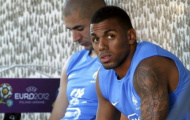ĐT Pháp: M’Vila từng là một... tên cướp