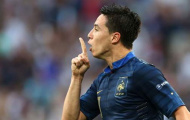 Cantona không đồng tình với Nasri