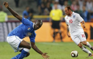 Lăng kính: Rooney, Balotelli hay những đồng xu 2 mặt