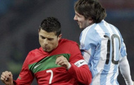 Lại bùng lên tranh cãi: Messi giỏi nhưng Ronaldo xuất sắc hơn