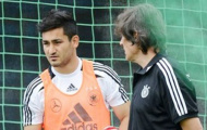 EURO kết thúc sớm với Guendogan?