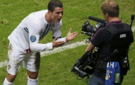 Hãy trao luôn Quả bóng vàng cho Ronaldo!