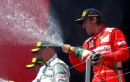 Alonso vinh danh Tây Ban Nha trên đường đua nhà