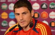 Casillas đem Pique ra dọa Ronaldo