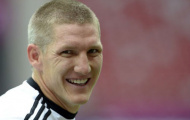 Gomez lên tiếng bênh vực Schweinsteiger
