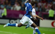 Video Euro 2012: Xe tăng Đức gục ngã trước bản lĩnh Italia và 'Siêu' Balotelli