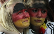 CĐV nữ Đức khóc như mưa sau trận thua
