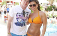 Man United 'thưởng' thêm cho Rooney ba tuần nghỉ ngơi