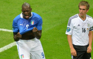 Balotelli đắt hàng sau khi bắn hạ Đức