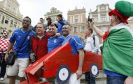 Sau trận bán kết, CĐV Đức và Italia đánh nhau