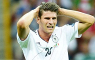 Balotelli, Mario “sát thủ” - Gomez, Mario vô hại