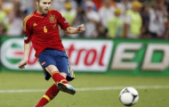 Vì sao Iniesta chưa thể ghi bàn?
