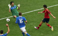 Fabregas, khắc tinh của người Ý