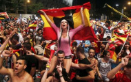 Cúp bạc EURO 2012 không 'cứu' được Tây Ban Nha!