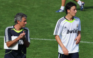 Mourinho muốn Oezil phải 'đa dạng' hơn