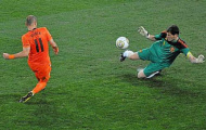 Iker Casillas: Ông vua của những trận chung kết