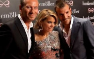 Video: Sylvie, Vợ Van der Vaart trình diễn tại tuần lễ thời trang Berlin