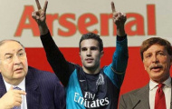 Nóng: Vì Van Persie, Usmanov tấn công Kroenke